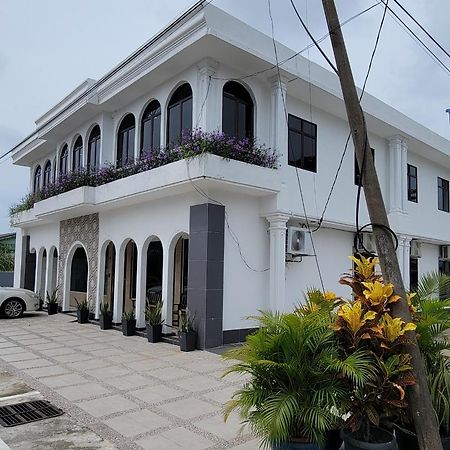 Hotel Shafura 3 Chukai Экстерьер фото