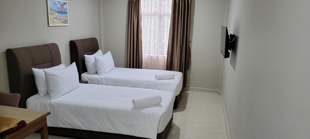 Hotel Shafura 3 Chukai Экстерьер фото